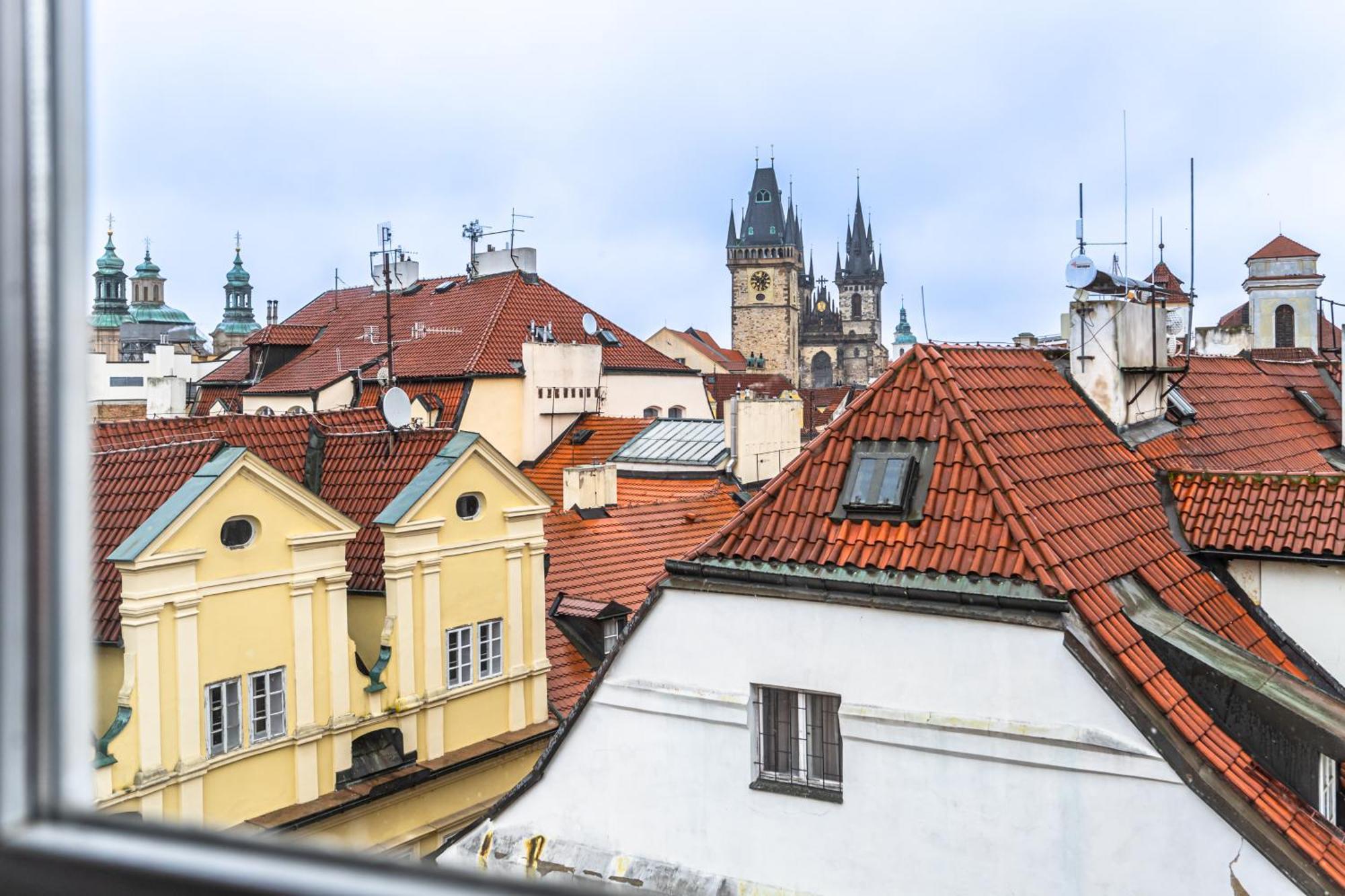 Charles Apartments In Old Town Прага Экстерьер фото