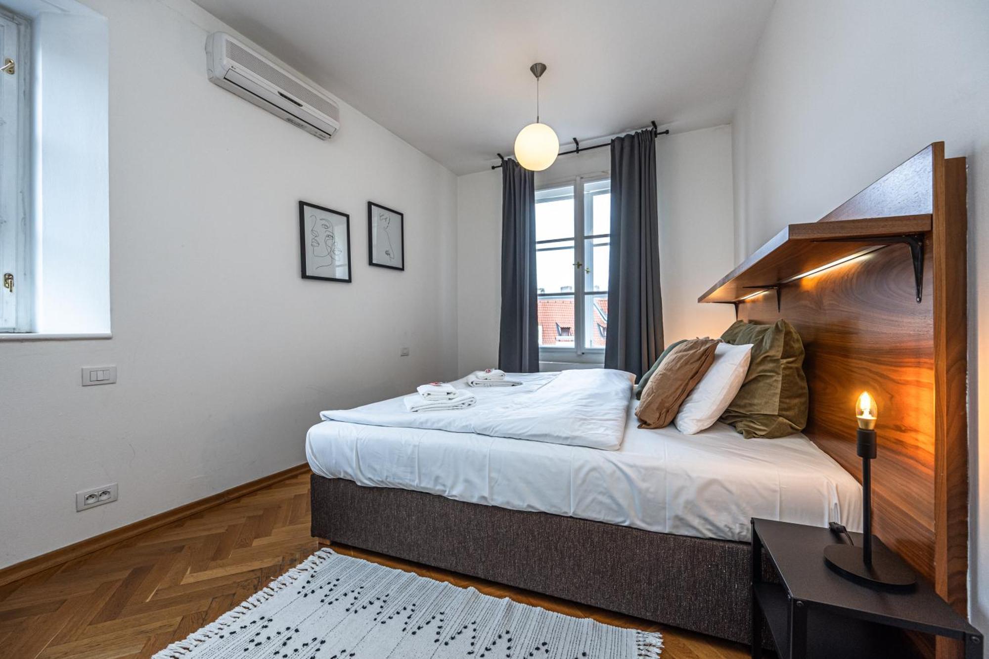 Charles Apartments In Old Town Прага Экстерьер фото