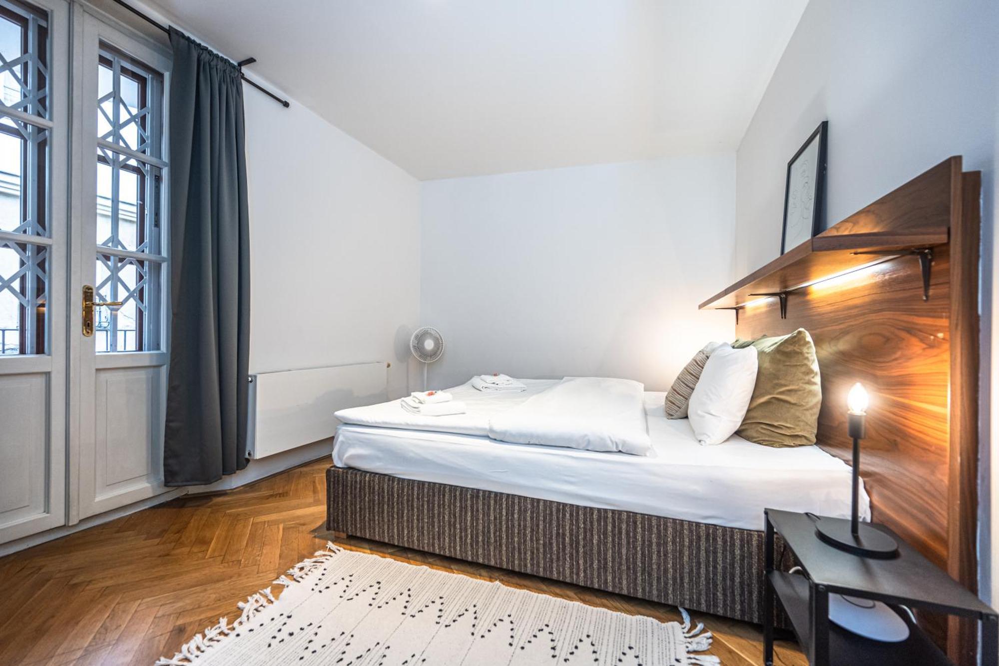 Charles Apartments In Old Town Прага Экстерьер фото