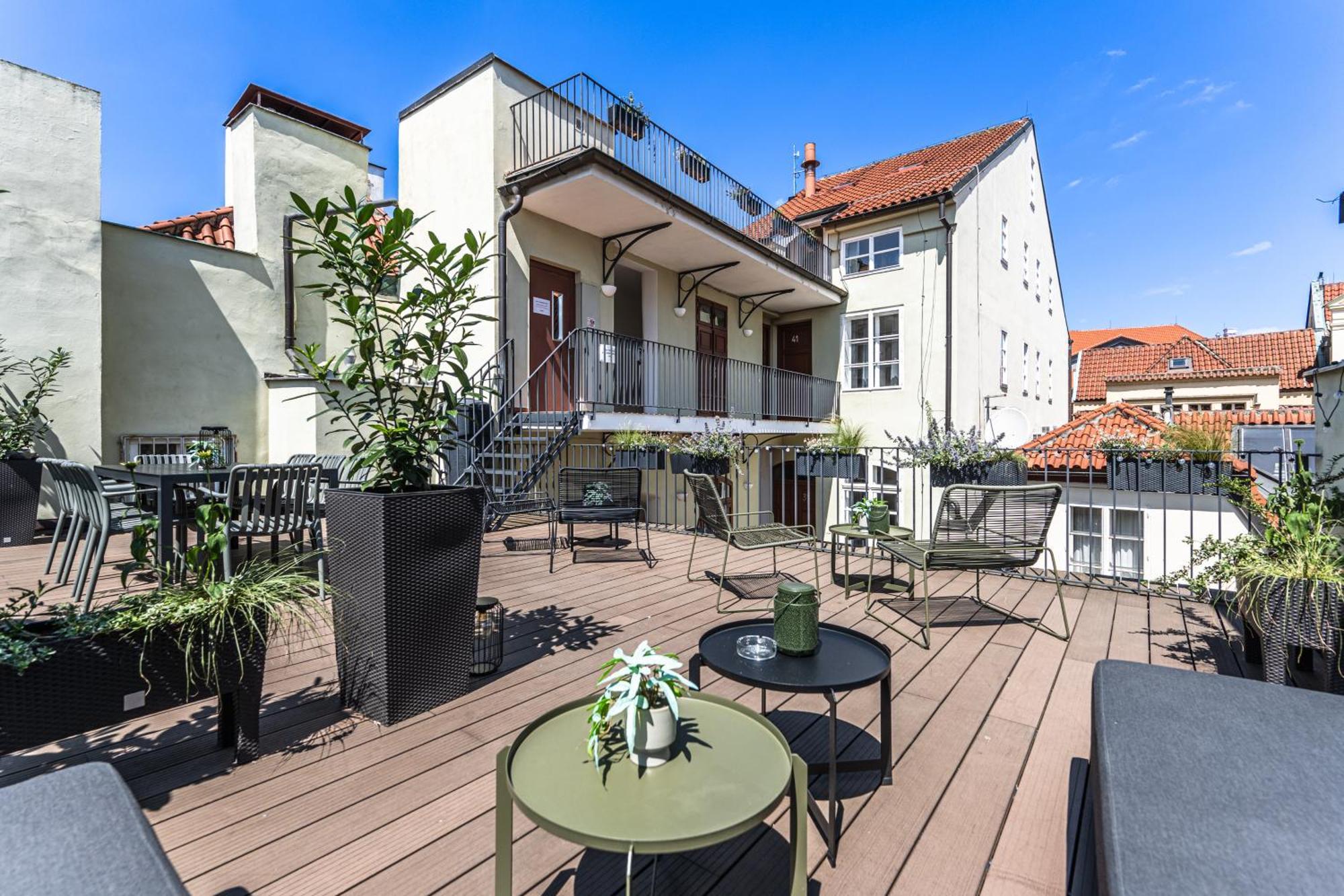 Charles Apartments In Old Town Прага Экстерьер фото